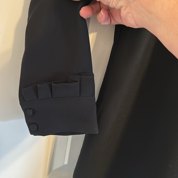 Banana Republic Black Dress -8 - Picture 3 of 3